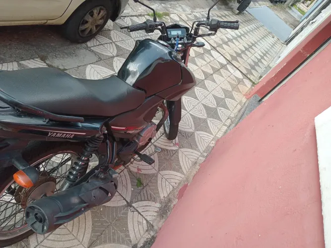 Yamaha Factor - Excelente para trabalhar.