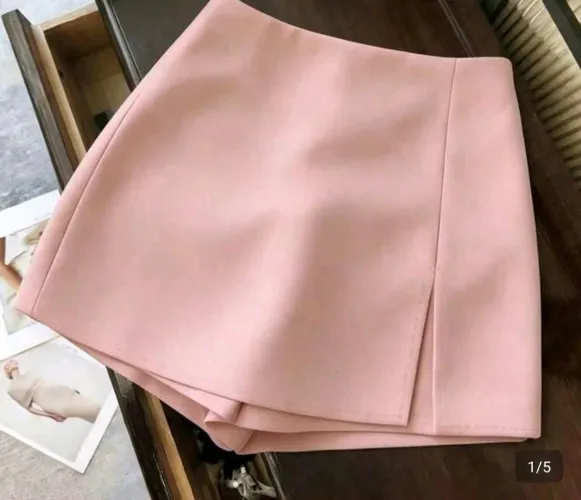 Short saia rosa