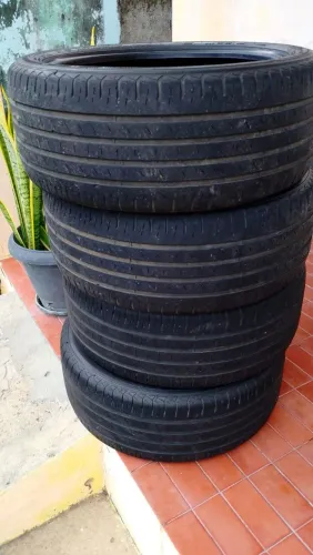 Pneus