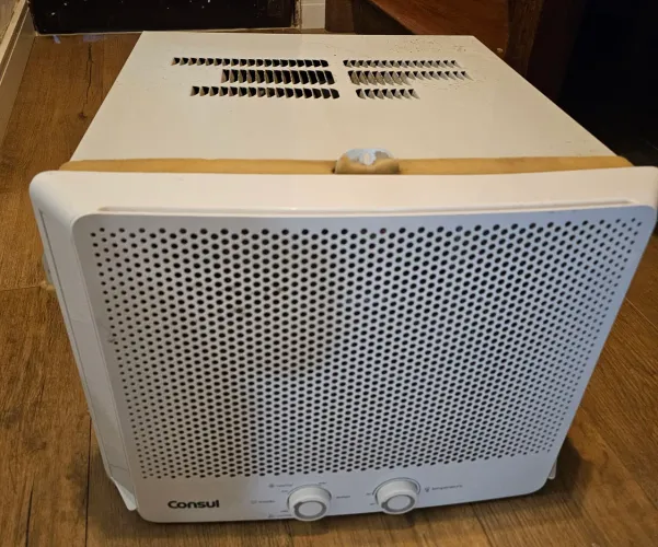 Ar condicionado janela 10.000 BTU (Consul CCB10EBBNA)