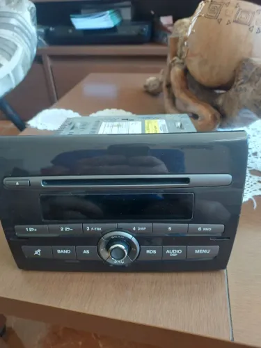 VENDO MULTIMÍDIA FIAT BRAVO 2011