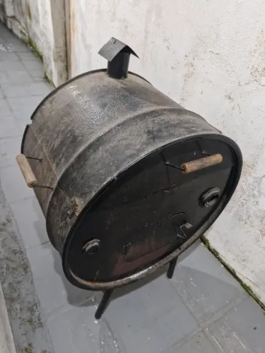 Churrasqueira móvel "latão"