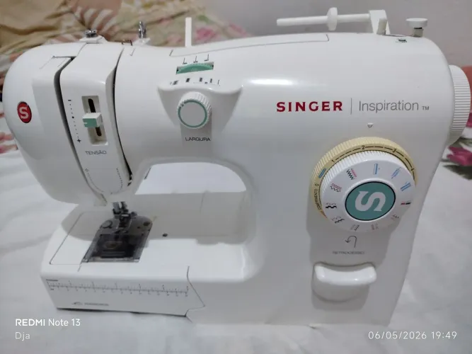 Máquina de costura Singer Inspiration