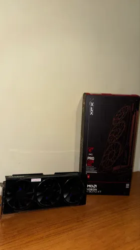 Rx 9070 XT 16GB XFX Swift placa novinha completa na caixa