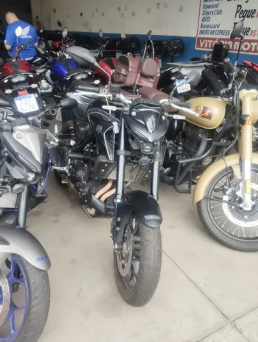 YAMAHA MT 03 PRETA 2021 SHALON VEICULOS CARIACICA