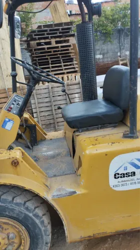 Empilhadeira Hysrer 55 - 2.5t - muito Boa 