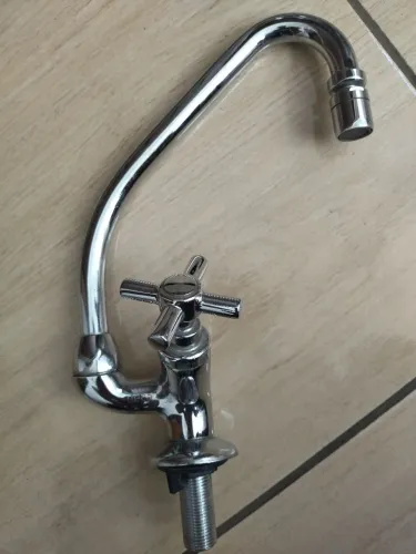Torneira de Mesa para Cozinha Izy Bica Móvel Cromado - Deca
