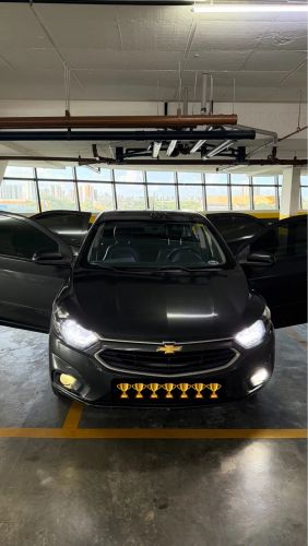 Imagem de Chevrolet Onix Hatch LT 1.0 8V Flex Mec. 4P 2017
