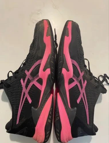 Tenis asics solution speed ff2 preto e rosa