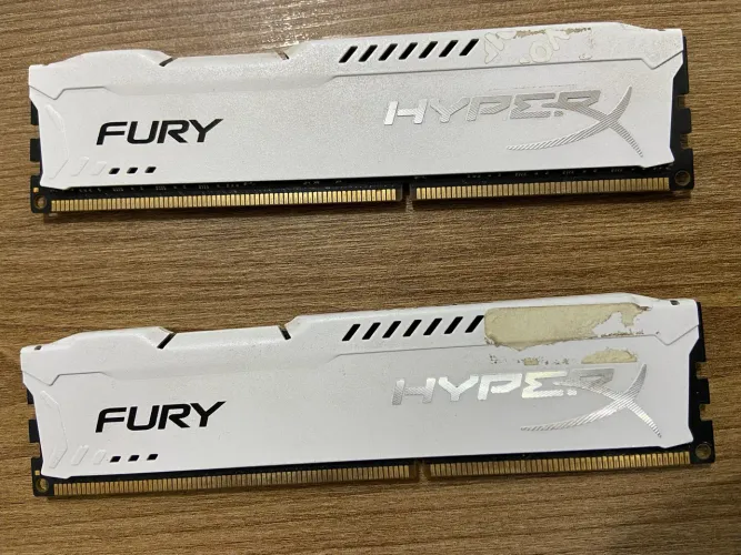 Memória RAM DDR3 Kingston