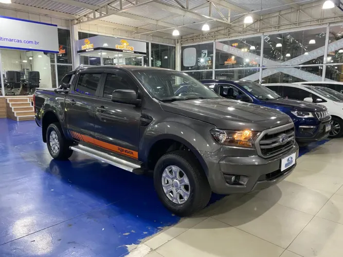 Ford Ranger XLS 2.2 4X2 CD Diesel Aut. 2022