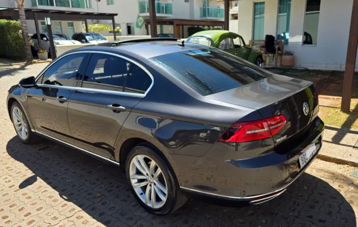 Volkswagen Passat Highline 2.0 TSI 220cv Tip. 2018