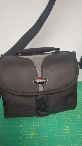 Bolsa câmera Lowepro rezo 160