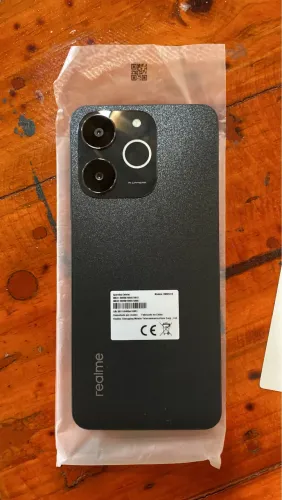 Realme Note 70