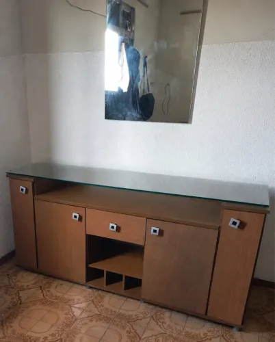 Rack com tampo de vidro