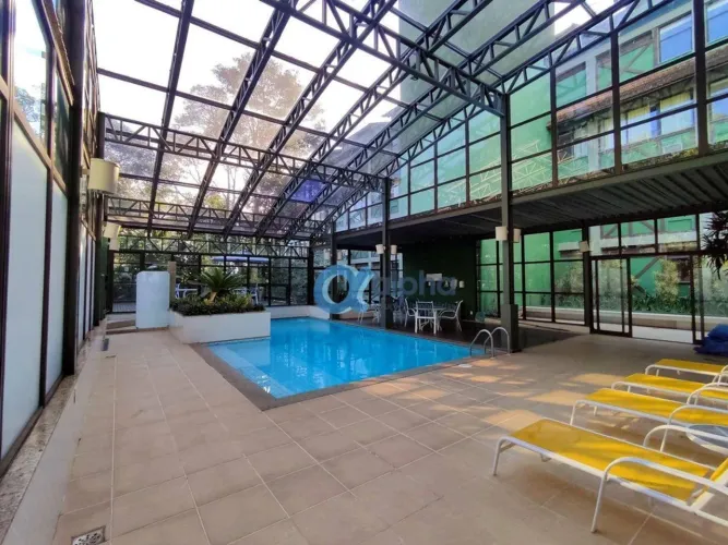Lindo Apartamento Recém Reformado a Venda - Condomínio Alto Padrão no Centro de Petrópolis