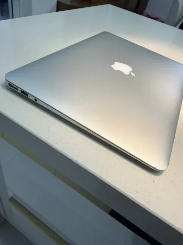 MacBook Air 13? - Muito Conservado