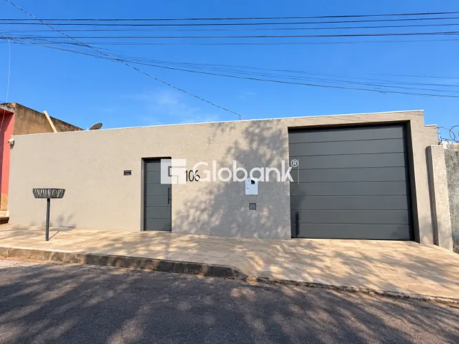 Casa 4 quartos para aluguel Conjunto Residencial JK 130m² Montes Claros MG