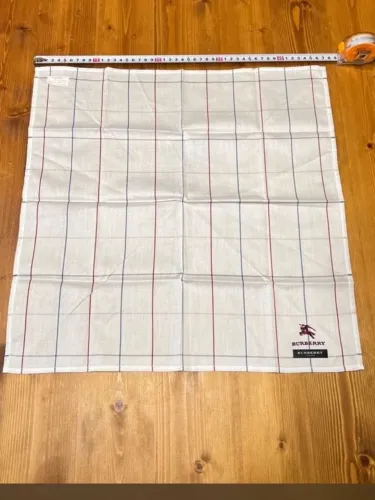 lenço burberry london branco xadrez minimalista classic 100% original