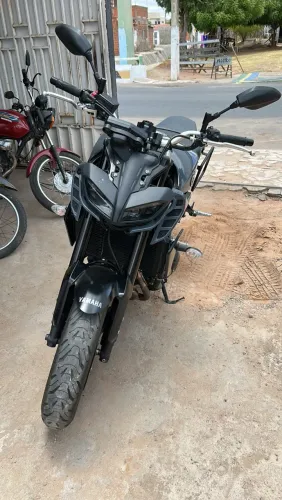 Vendo MT09 2022, moto extra, só pegar e andar, dispenso curiosos!