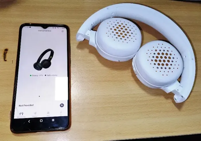 Edifier WH500 - Headphone com modo gamer
