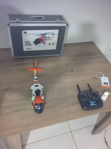 Helicóptero f09 Guarda costeira 6 canais