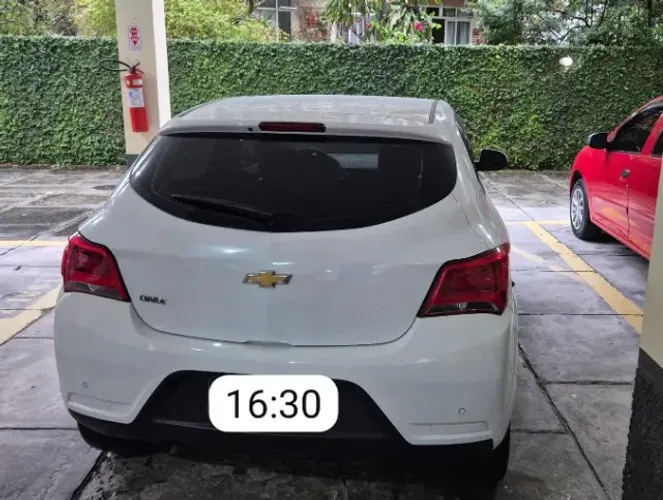 Chevrolet Onix Hatch LT 1.0 8V Flex Mec. 4P 2019