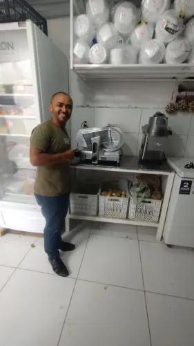 FATIADOR DE FRIOS SEMI AUTOMÁTICO 300 MM UPX
