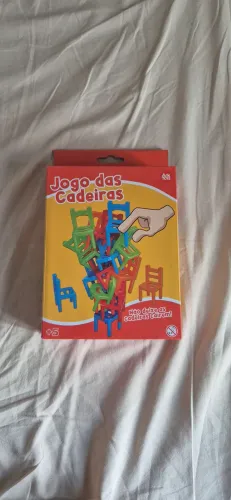 Jogo das cadeiras brinquedo infantil equilíbrio