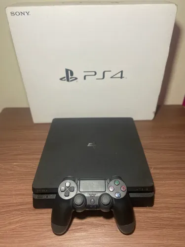 Ps4 slim 1TB