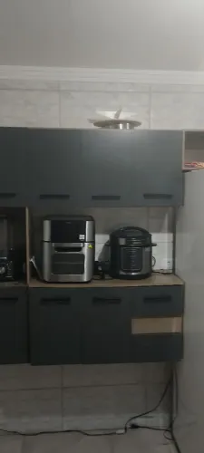 Armário semi novo para solteiro