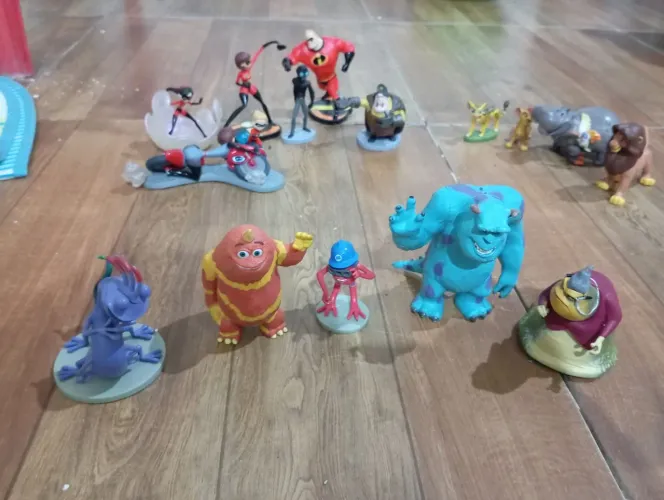 COLEÇÃO DE BRINQUEDOS , DO FILME MONSTRO S.A