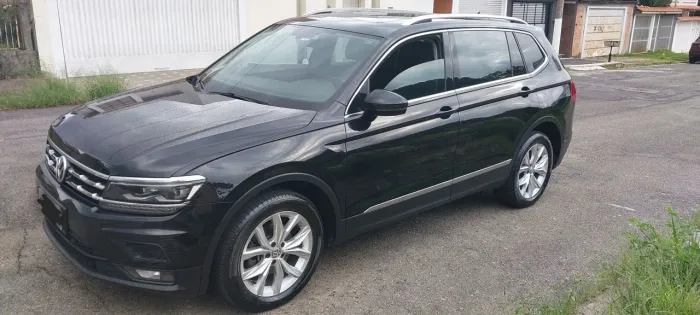 Volkswagen Tiguan Allspac Comf 250 TSI 1.4 Flex 2018