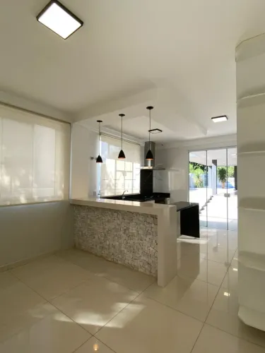 Casa para venda com 4 quartos - Recanto dos Nobres - Bauru - SP