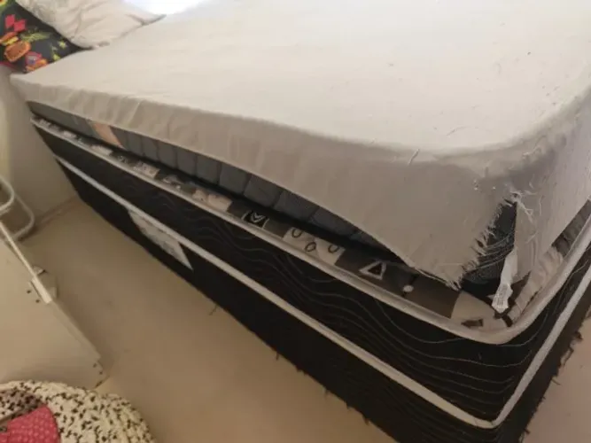 Cama + Colchão