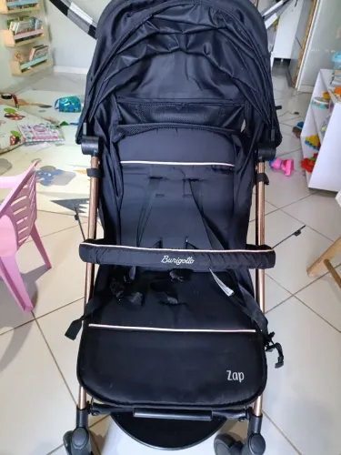 Carrinho de bebê Burigotto cobre Preto