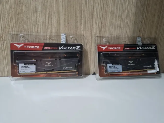 Memória RAM Ddr4 T-force Vulcan Z 2x8GB e 3200 mhz