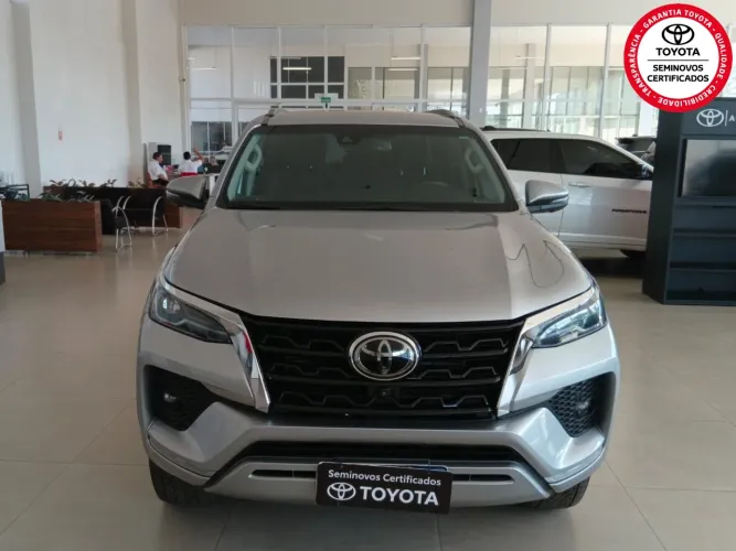 Toyota Hilux SW4 4X4 2.8 Diesel 2023
