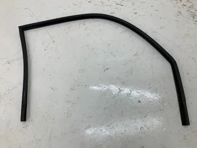 Borracha Guarnição Porta Traseira Esquerda Seat Cordoba 2001