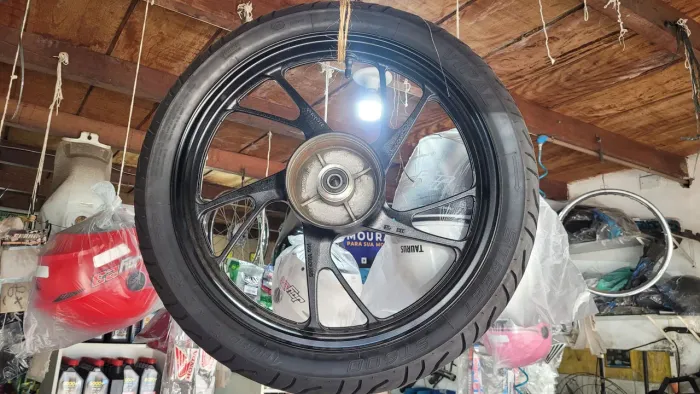 roda completa da starte 160. Pouco usada. Em perfeito estado.