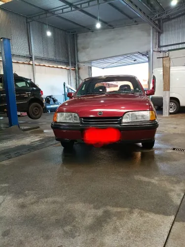 Chevrolet Monza Classic SE 2.0 /mpfi E EFI 2P E 4P 1992