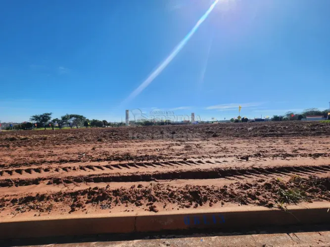 Terreno Padrão em Bady Bassitt