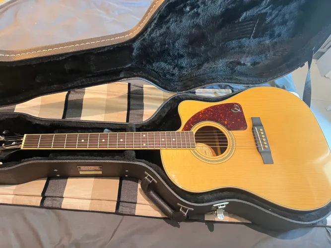 Violão Aço Epiphone AJ220sce com case rígida