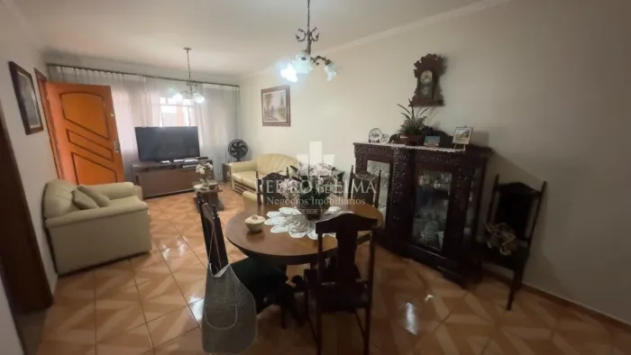 Casa 5 quartos sendo 1 suíte - 2 vagas na Vila Formosa
