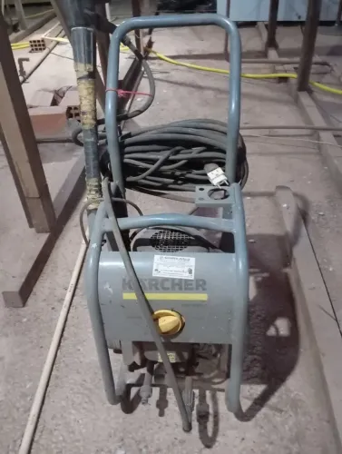 Lavadora de Alta Pressão Kärcher HD 6/15 C Profissional - 220V
