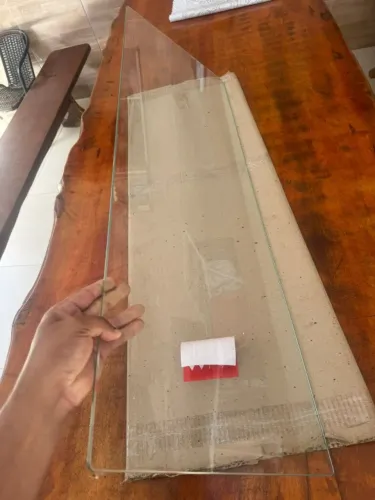 Vidros novos para Vitrine / Prateleira 
