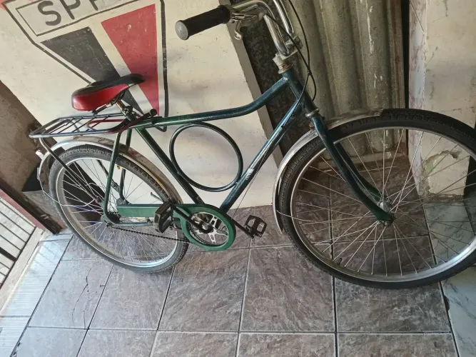 Vendo essa bicicleta ?. 