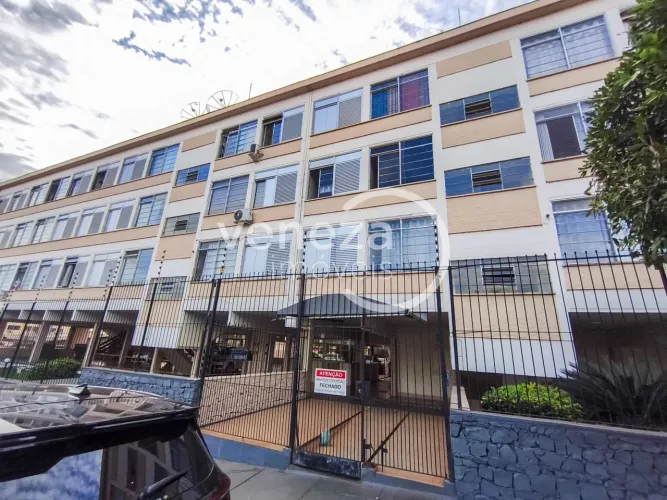 Apartamento à venda no Edifício Residencial Tocantins, Centro
