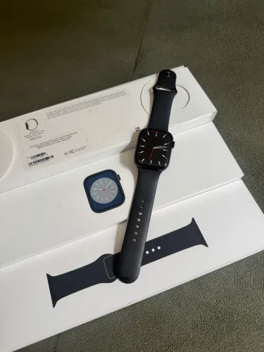 Apple Watch Series 8 45mm preto! Aceito trocas e cartão.