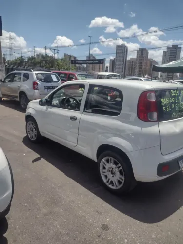 Fiat Uno Vivace 1.0 EVO Fire Flex 8V 3P 2014